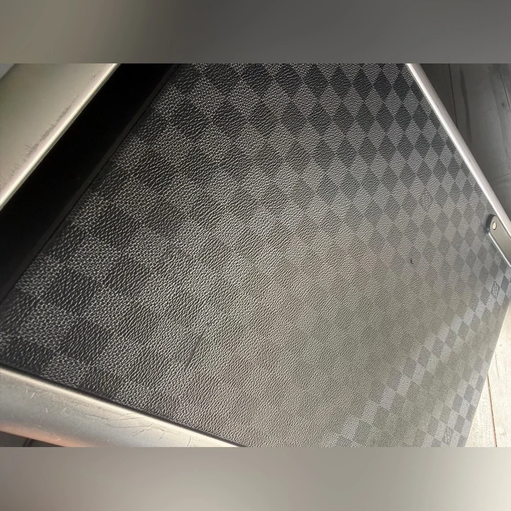Louis  Vuitton Horizon 50 Suitcase In Damier Graphite Canvas